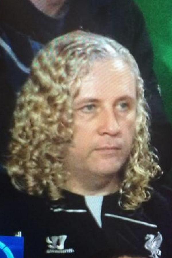 jamesy_kirk's tweet image. After a frustrating Saturday on the local front this Liverpool raised a rare smile this evening #shinycurls