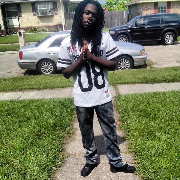 ShyneGotGood's tweet photo. Its Glizzy Time #GlizzyDat http://t.co/Xig9wXCABJ