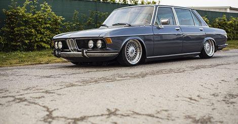 BMW E3 2.8 1976 restored by Kevin Pourtois. Video by Jonas Gilles. #keansuspension #airride bit.ly/1nYzX5X