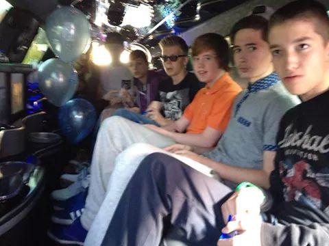 devil_mann's tweet image. us lot