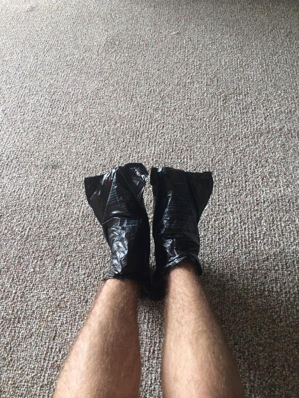 DylanLKyle's tweet photo. New J's #freshcop #freshtodeath #bullssnapback #shittywoodenrosarys http://t.co/0mqpFYUOeO