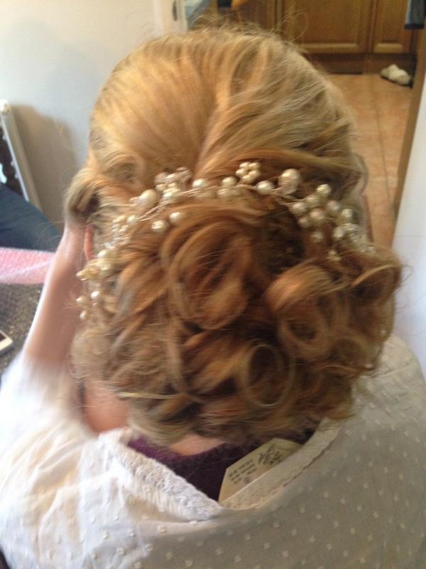 nwmake's tweet photo. My lovely @BijouWeddings cain manor bride ,s hair today with her hair vine in it from @vintagespark http://t.co/MoAhDzkfRE