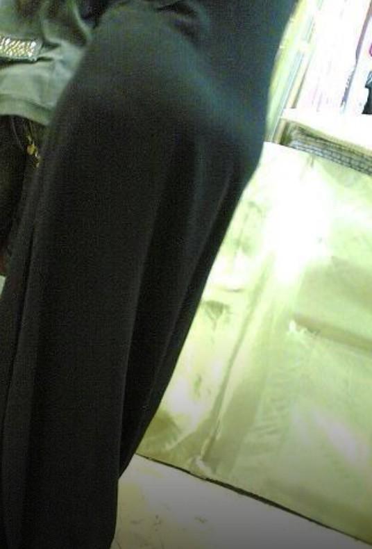 Fakaha_80's tweet photo. احب اوقف كذا بالعبايه☺️☺️☺️ http://t.co/hawQPinikn