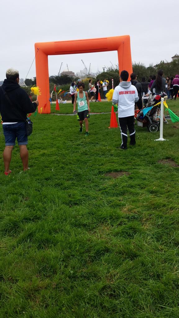 SFAlohaRun's tweet image. Congrats to our first keiki winner!