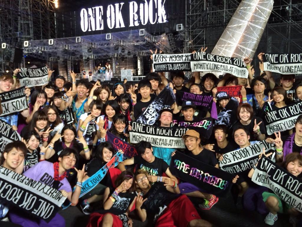 ミッチー En Twitter ワンオクロック横浜スタジアム 1days目お疲れ様でした A3ブロックの集合写真貼っときます 一緒に盛り上がってた人フォローお願いします ワンオクロックa3 横浜スタジアム ワンオクロック 横浜スタジア Oneokrock Http T Co Banogkporw ミッチー En Twitter ワンオクロック横浜スタジアム 1days目お疲れ様でした A3ブロックの集合写真貼っときます 一緒に盛り上がってた人フォローお願いします ワンオクロックa3 横浜スタジアム ワンオクロック 横浜スタジア Oneokrock Http T Co Banogkporw