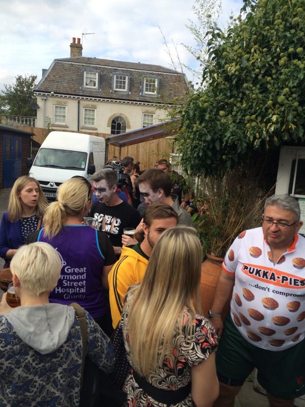 cdabruce's tweet photo. Huge congratulations to everyone who has completed the #thameschallenge - you are a truly amazing bunch of people. http://t.co/rkri87MGfI