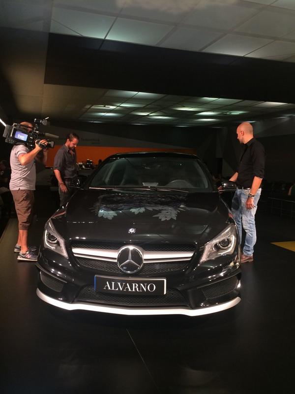 Gracias Alejandro por la entrevista a <a href="/ALVARNOstudio/">ALVARNO</a> <a href="/MercedesBenz/">Mercedes-Benz</a> para <a href="/flashmoda_TVE/">Flash Moda TVE 👗👠</a> <a href="/tve_tve/">tve</a> #MBFWM14