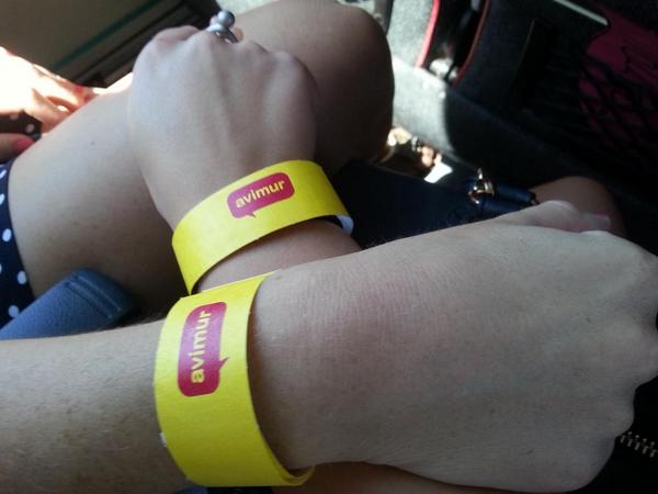 1111arip's tweet photo. Esta tó pagao #bus4 @avimur @Virgiisidro28 http://t.co/lEEedeK659