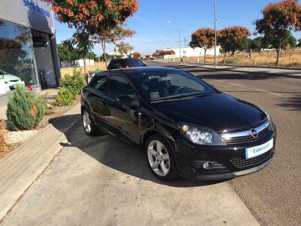 Liderauto1's tweet photo. opel astra gtc 120cv sport http://t.co/qiiuLgsA32