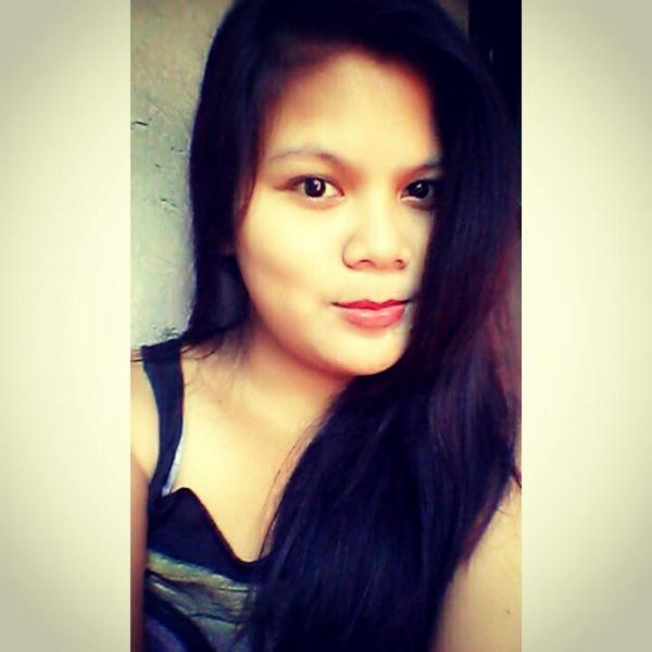 dyahfebryan's tweet photo. Bibir merahhh 💋💋💋 http://t.co/cczlGeA57w