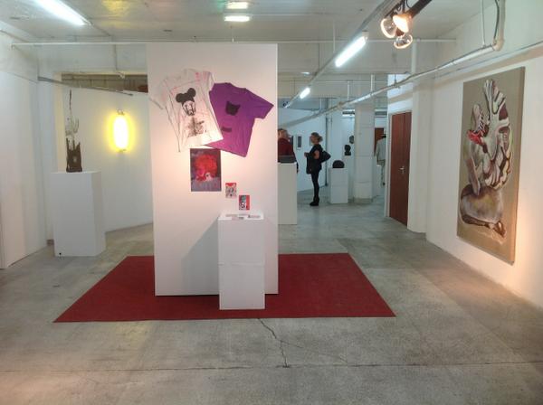 SpringSpaceUK's tweet photo. RT @VictoriaHeald "'Made in Bermondsey' exhibition at Bermondsey Project Space SE1 #art #London http://t.co/YejYH0kY8J"