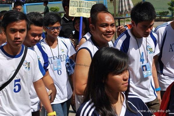 TanduayRaamm's tweet photo. I found something! Omg hahahaha #Jam2012 hi guys!! 😊😊 bastilleryannn @Jasonitoot @Fraanklinstein #Wilfrid #boytoy 😔 http://t.co/NgE2JBuonc