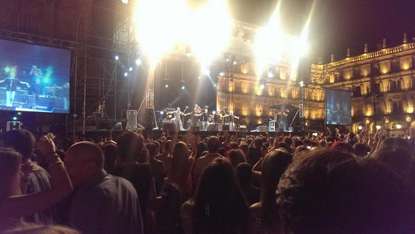 RoberRela's tweet photo. Viaje a Salamanca, la Unión, Hombres G y de bares con esta gentuza ;) http://t.co/G7QEMtGOF7