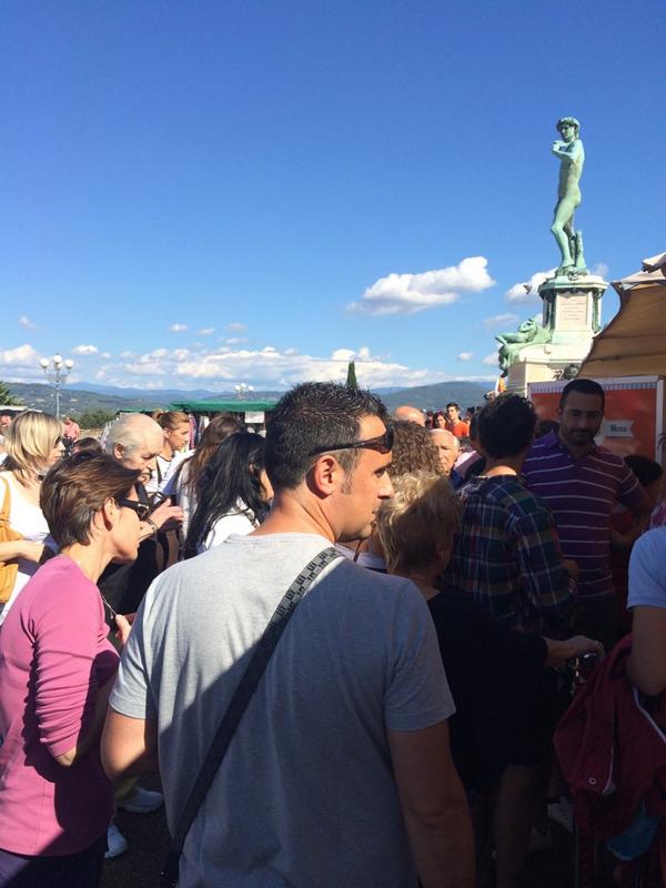 Tanti appassionati di #gelato al #gf2014 #finalissima #firenze #piazzaleMichelangelo