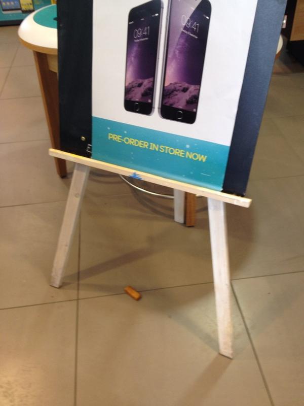 jonnytrunk's tweet photo. There is a fish finger on the floor of the Dalston mobile phone shop. http://t.co/HcpVQQqWfU