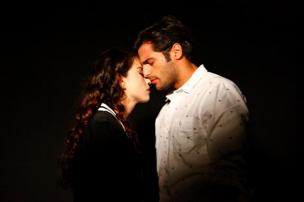 kirazzmevsimi's tweet photo. Su yolunu buluyor. Sen istesen de istemesen de... #aşkçıkmazı @FOXTurkiye http://t.co/Zpi1UT902m