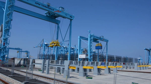 APMTerminals's tweet image. Did you know we'll soon be delivering the world's first fully automated container terminal? #rotterdam #MasvlaakteII