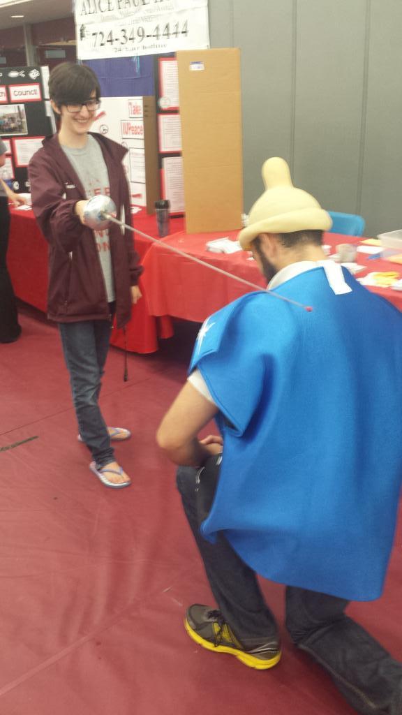 iupfencingprobs's tweet photo. @LadyMercury632 Knighting the condom guy!!! @IUPAWARE http://t.co/91x0KAPbU8