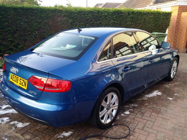 MFinishdetail's tweet photo. Audi A4 Gold Valet carried out using @KrystalKleenD @AutosmartUK  prods came out great @UK_CAR_VALETING  @pvdapproved http://t.co/Os4D7AZahG
