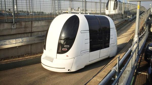 Heathrow's autonomous pod cars could guide the future of urban mobility buff.ly/Xd7OB4