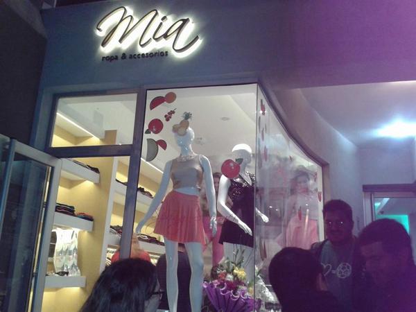 Miaropas's tweet photo. Ayer 12/9/14 - Inauguración de Mia Ropas &amp; Accesorios. Hoy te esperamos de 09:00 a 13:00 hs y de 17:00 a 21:00 hs :) http://t.co/lM9LpYzOlY