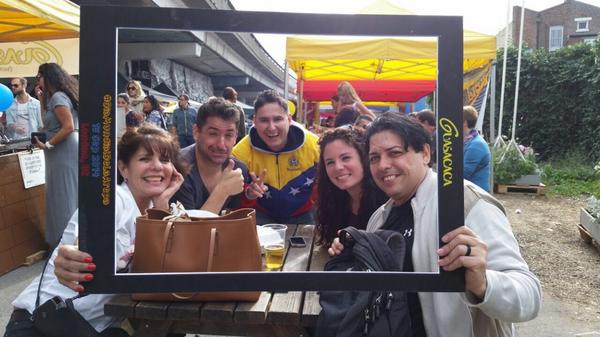 GUASALONDON's tweet photo. Today at @AcklamVillage #portobello #diamundialdelaarepa @GUASACACALONDON http://t.co/RALB3uyrB6