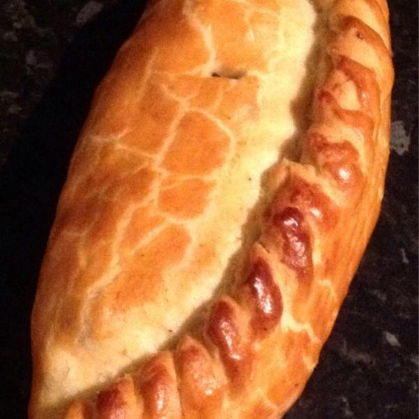 Get this beautiful thing with <a href="/Shpock/">Shpock</a>, the #yardsale app: shpock.com/en/used/Pastys… #pasties #gastropubfood #bakeries #