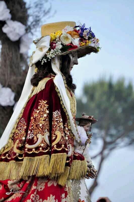 AlmonteDice's tweet photo. 7 Primaveras haz de pasar, para que una Pastora vuelva a su pueblo... http://t.co/e66Qk6wTbf