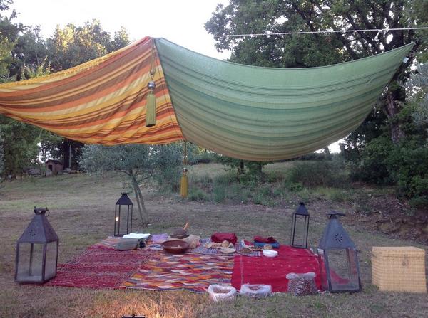 studiouno3's tweet image. Tra poco la dimostrazione della lavorazione dell'argan con le #donne di Essaouira #GualdoCattaneo #Perugia #Umbria