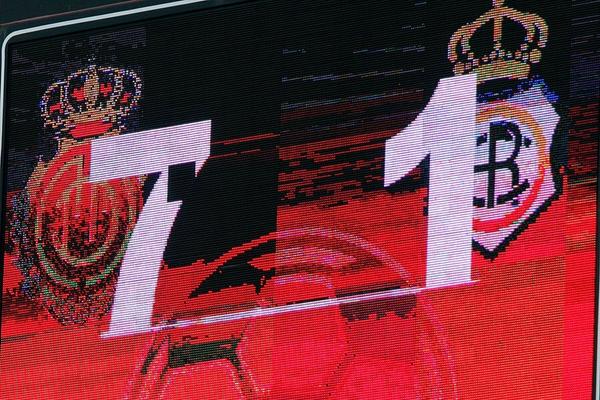 pedrogdj's tweet photo. Esto en el 2008 donde el Mallorca ilusionaba y ahora aquí viendo un Mallorca que da pena #futbolatresmedia http://t.co/dQ0hly8T6L