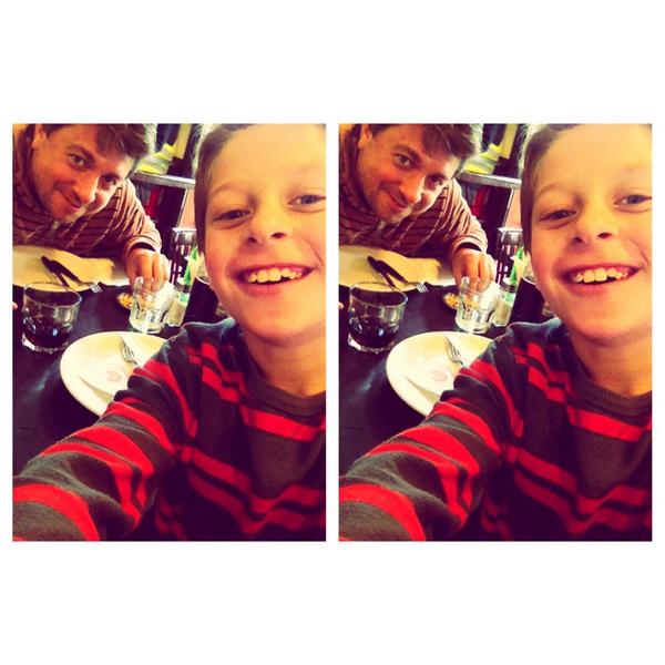 Almuerzo entre padre e hijo 💞