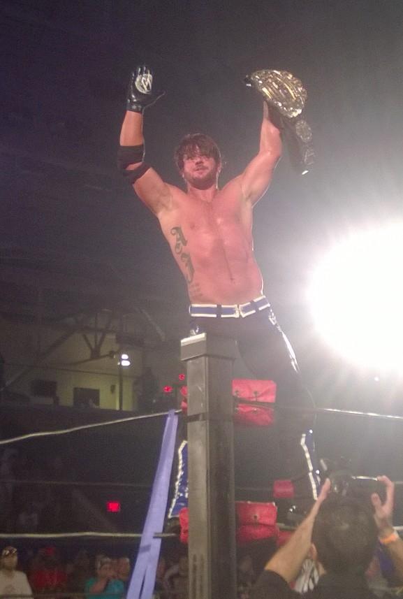 WrasslinTweets's tweet photo. .@ringofhonor #ASE6
@AJStylesOrg http://t.co/VaZQ1eEC3e
