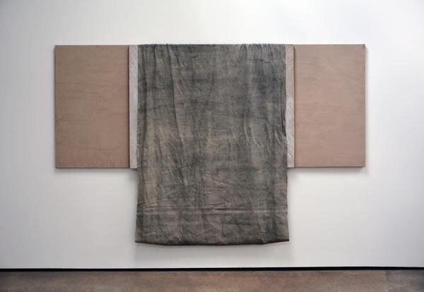 hammer_museum's tweet photo. NOW ON VIEW– #HammerProjects by Mario Garcia Torres and N. Dash. http://t.co/XWOnt86dTe http://t.co/JKEX4UmWaq