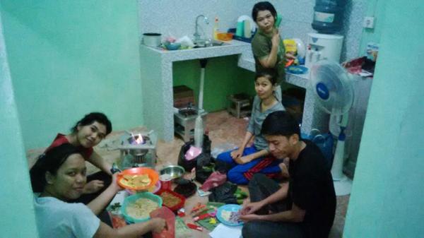 VivienAnjadiS's tweet photo. Agenda masak2 @IPMK_PKU http://t.co/DeAd6k9xYx