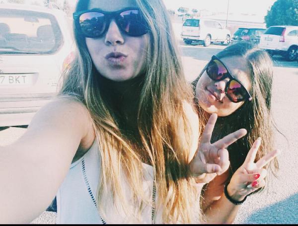 AiidaNB's tweet photo. Primiss 😘👭 http://t.co/LvDMoKB5Kg