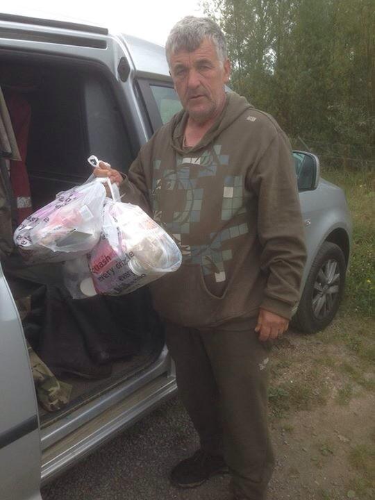 Bayeswater's tweet photo. Gary Bayes ain't happy that certain anglers leave rubbish in the toilets @Bayeswater #takeithomewithyou http://t.co/eXOsGERGpb