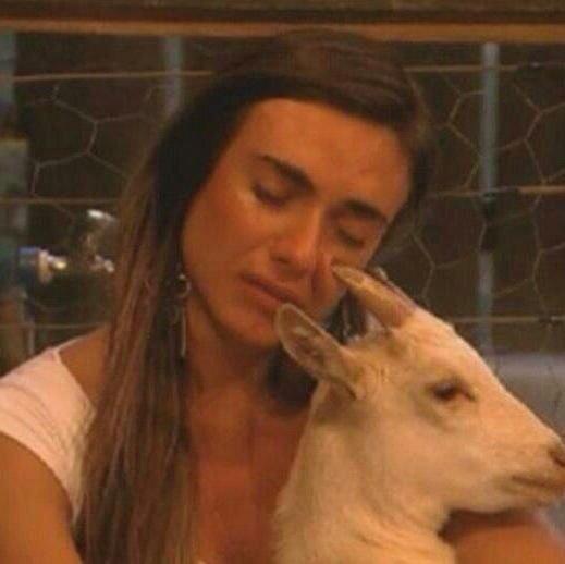 pensando aqui em como os filmes de pjo teriam saído se pelo menos o rick fosse um dos roteiristas: