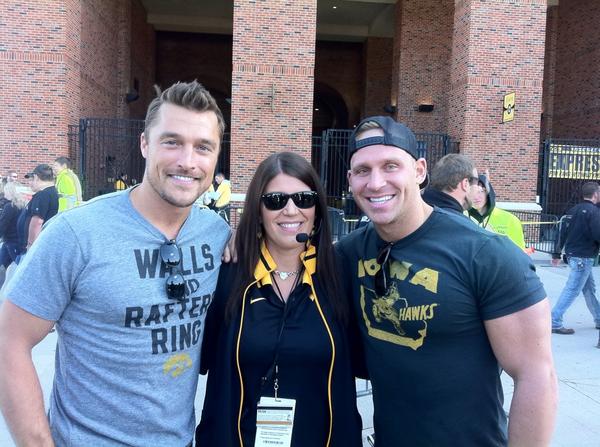 worth -  Bachelor 19 - Chris Soules - Whitney Bischoff - Fan Forum - Facebook - IG - Twitter - Media - Discussion - Page 4 BxbqjWICEAE5WGj