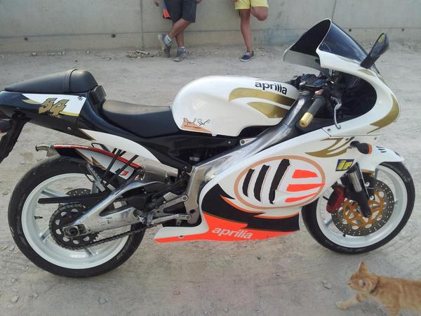 Salo_JLC's tweet photo. De vuelta a la carretera...de lujo..#bypardo http://t.co/v2IK8xMctu