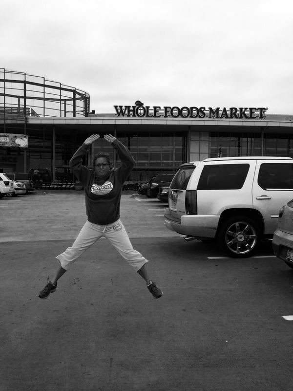 SolleysSaints's tweet photo. Representing @PecanCreek at @WholeFoods #onlyorganic #honeycrisp #stringcheese #teachersnacks http://t.co/OP20Qv6V6k