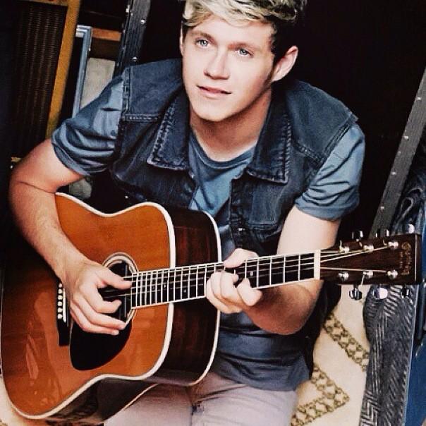 Happy Birthday Niall Horan    Celebrate your birthday today Celebrate being Happy every day 