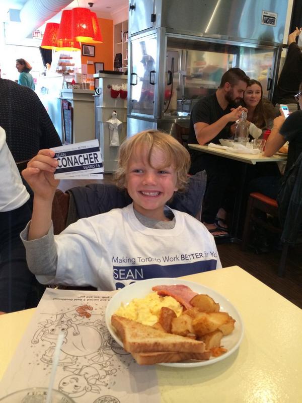 Campaign helper having brunch @unclebettys #voteconacher #ward16