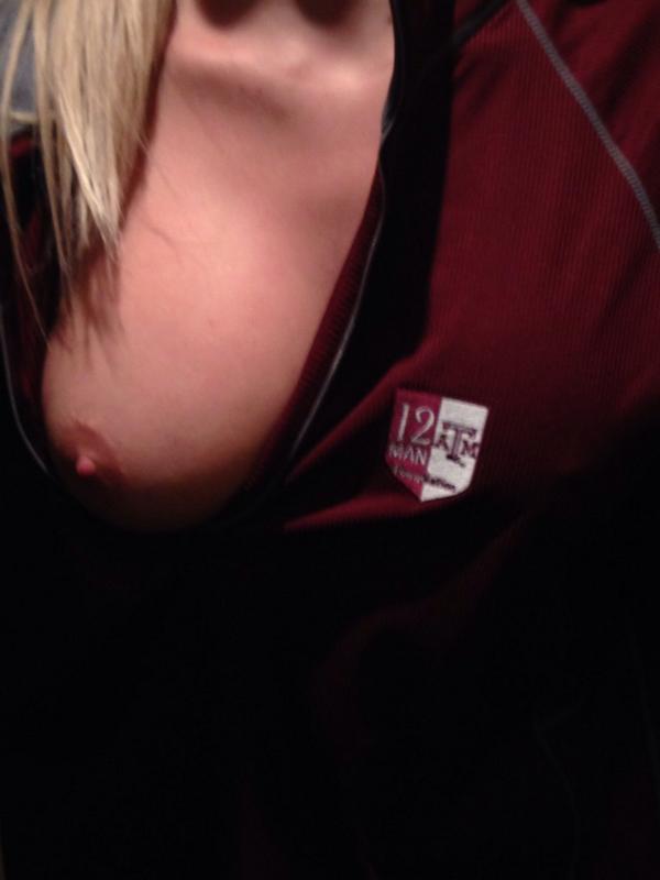 aggieboobs's tweet photo. Gameday. Gig Em Ags! #gigem http://t.co/7EZjnqnFUB