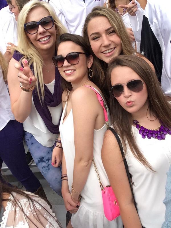 chloenmiller's tweet photo. second row at 30 yard line! #BeatUMN @TCU2018 http://t.co/fhOsoXhmZh