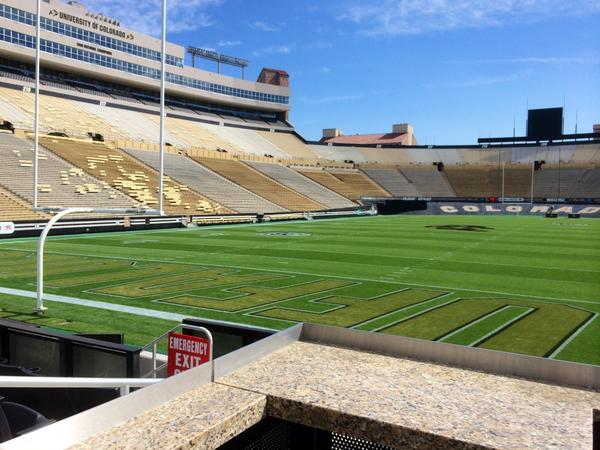 John_Snelson's tweet photo. I could get used to these seats #LogeBox http://t.co/rTZE8Fyjiw