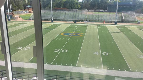 ECCoachJohnson's tweet photo. Best seat in the house #gameday #lockthegate #Blugolds http://t.co/hbVknLpR84
