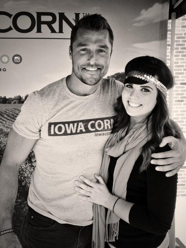  Bachelor 19 - Chris Soules - Whitney Bischoff - Fan Forum - Facebook - IG - Twitter - Media - Discussion - Page 4 BxccVaNCcAA6j1g