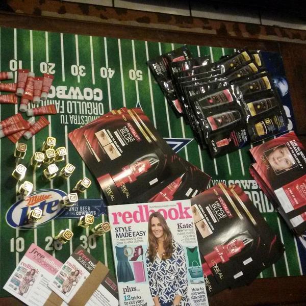 mrshouses's tweet photo. Had a great time at our #RedbookParty! My guests loved all of the #samples especially the #miracleblur by#L'Oreal! http://t.co/lUBb6vBuP3