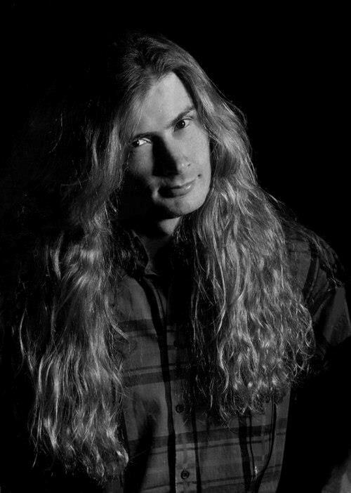 Happy 53th birthday, Dave Mustaine...!!! 
