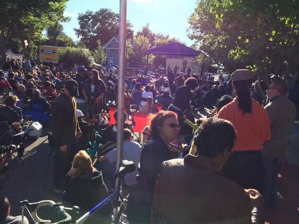 melvincarter3's tweet photo. Selby Ave JazzFest! #ThereOrSquare #BetterEveryYear #GoingDownNow #GetHere http://t.co/HlyDMcX1jo